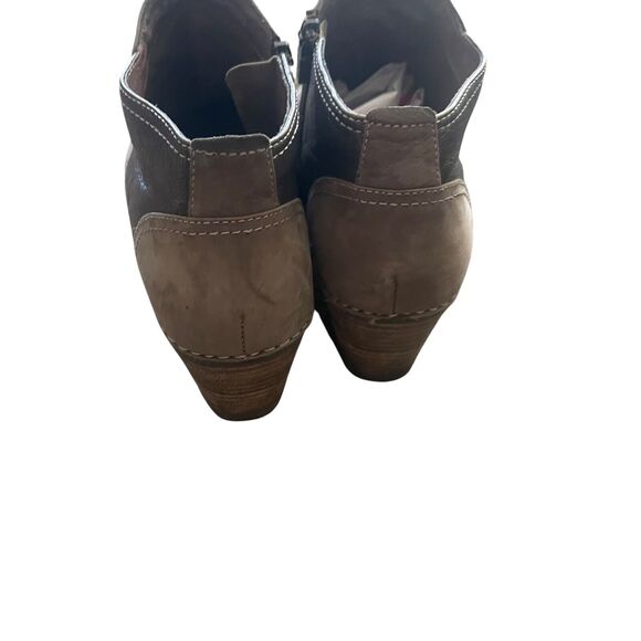 Dansko Women's Size EUR 42 US 11 Susan Suede Brown Wedge Bootie Boots - Picture 7 of 13